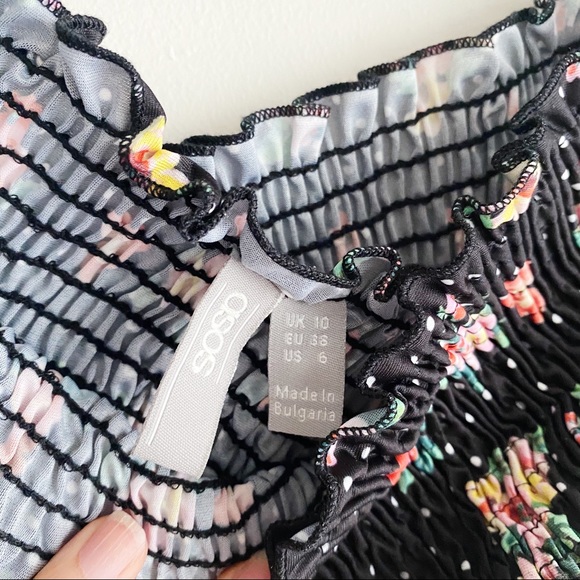 ASOS Off-Shoulder Crop Top with Balloon Sleeves - Picture 4 of 7